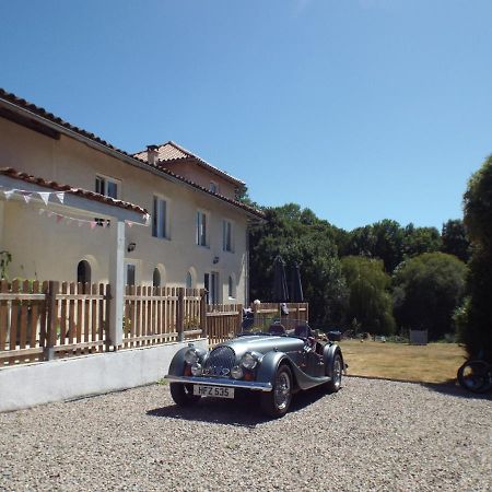 Bed and Breakfast Chez Broche Mazerolles  Esterno foto