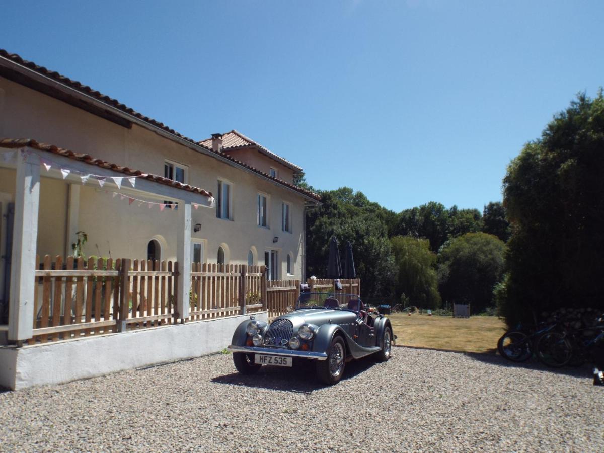 Bed and Breakfast Chez Broche Mazerolles  Esterno foto